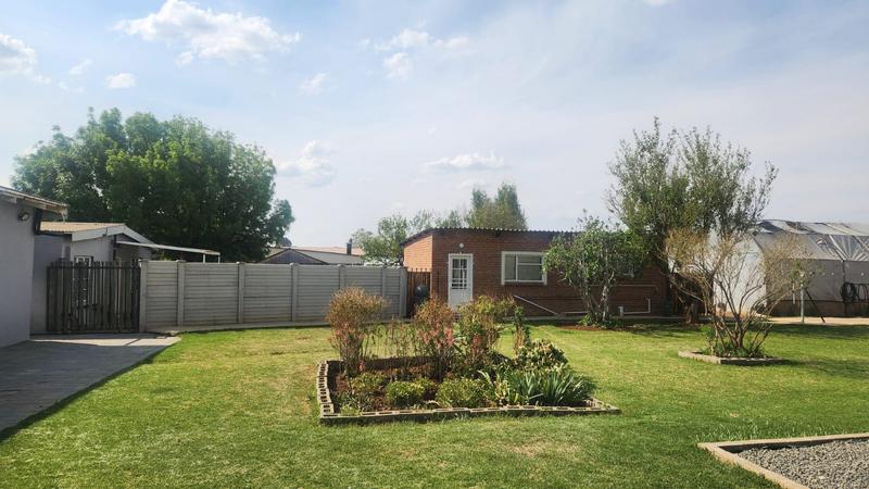 4 Bedroom Property for Sale in Kwaggafontein Free State